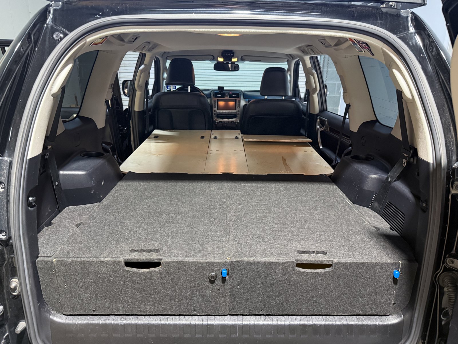 15-sleeping-platforms-lexus-gx460.jpg