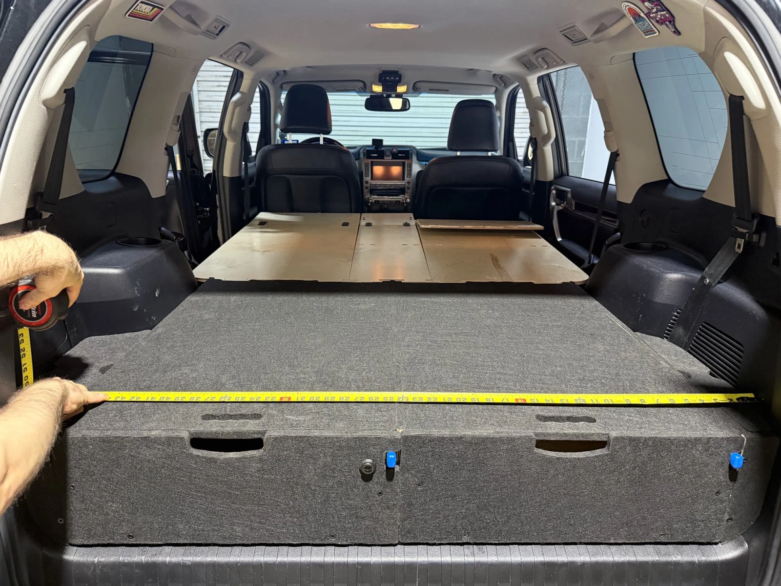 17-sleeping-area-lexus-gx460.webp