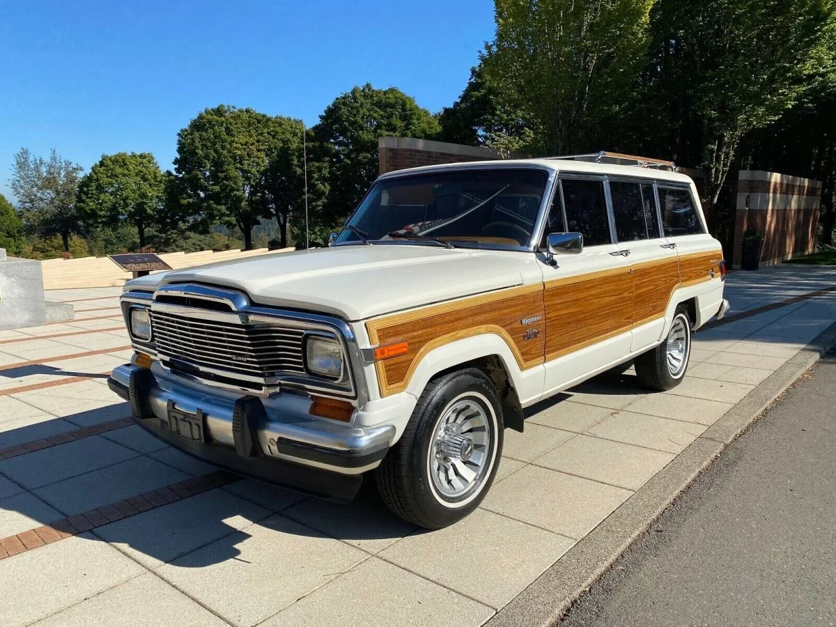 1981-jeep-wagoneer-limited-65000-miles-4x4-full-time-must-see-2-3472743907.webp