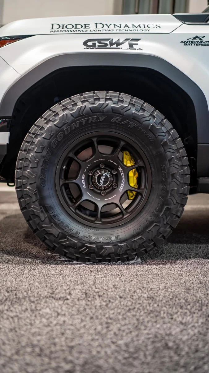 alexusgx-550-sema-2024-white3.webp