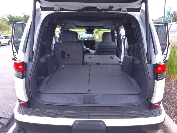 canvasback cargo liner 1.jpg