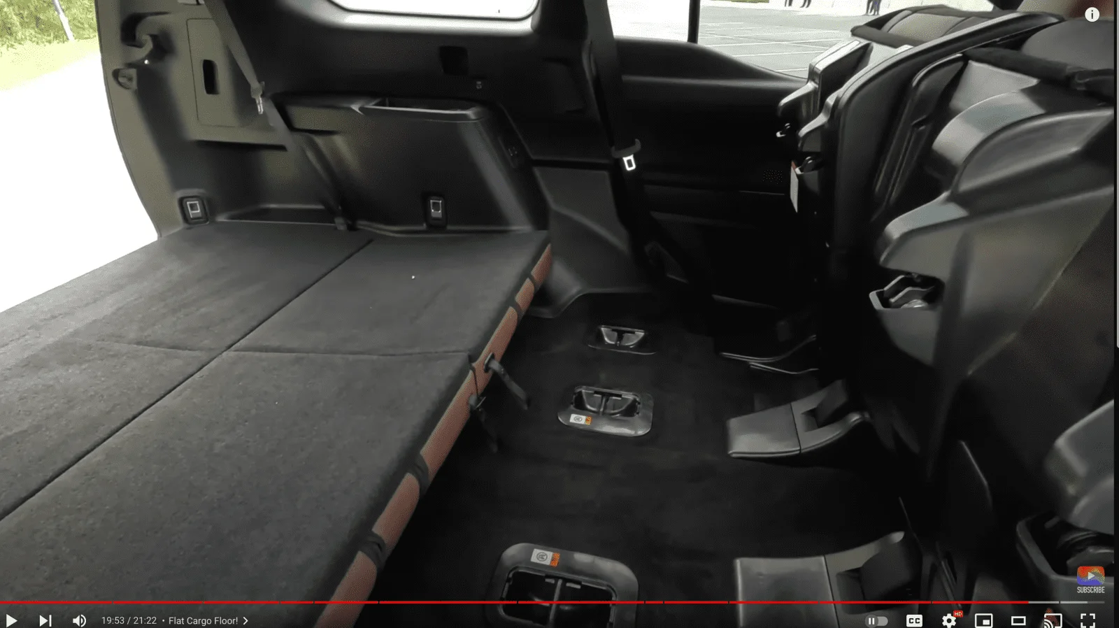 gx550-2ndseats-forward.webp