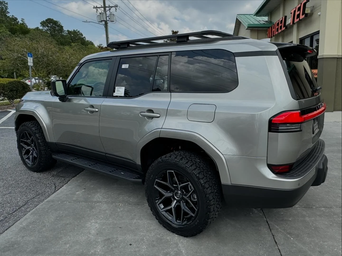 gx550-fuel-flex-wheels2.webp