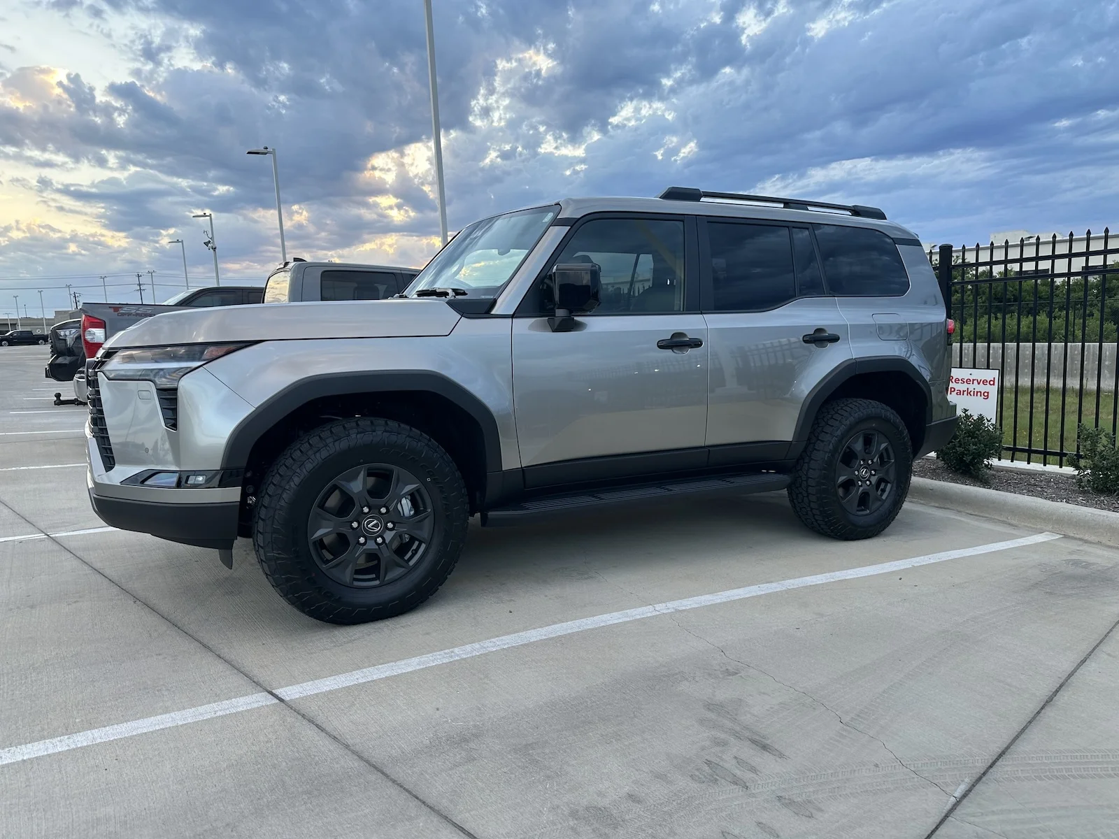 gx550-sunset-atomic-silver2.webp