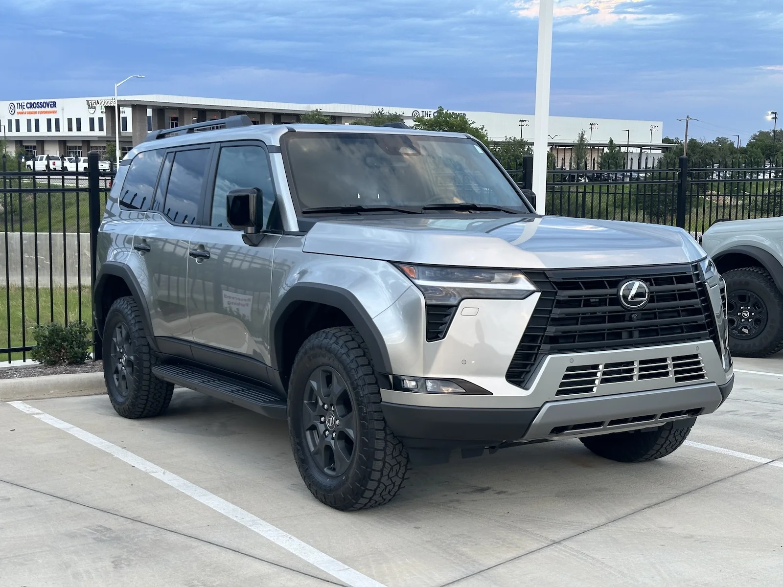 gx550-sunset-atomic-silver3.webp
