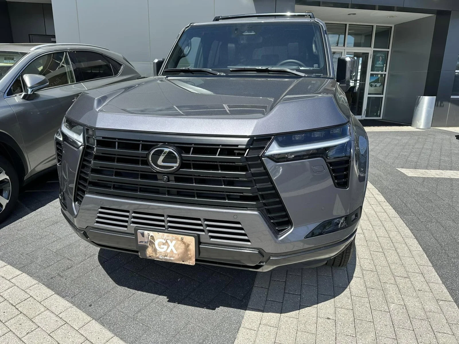 gx550_atomic_silver_front.webp