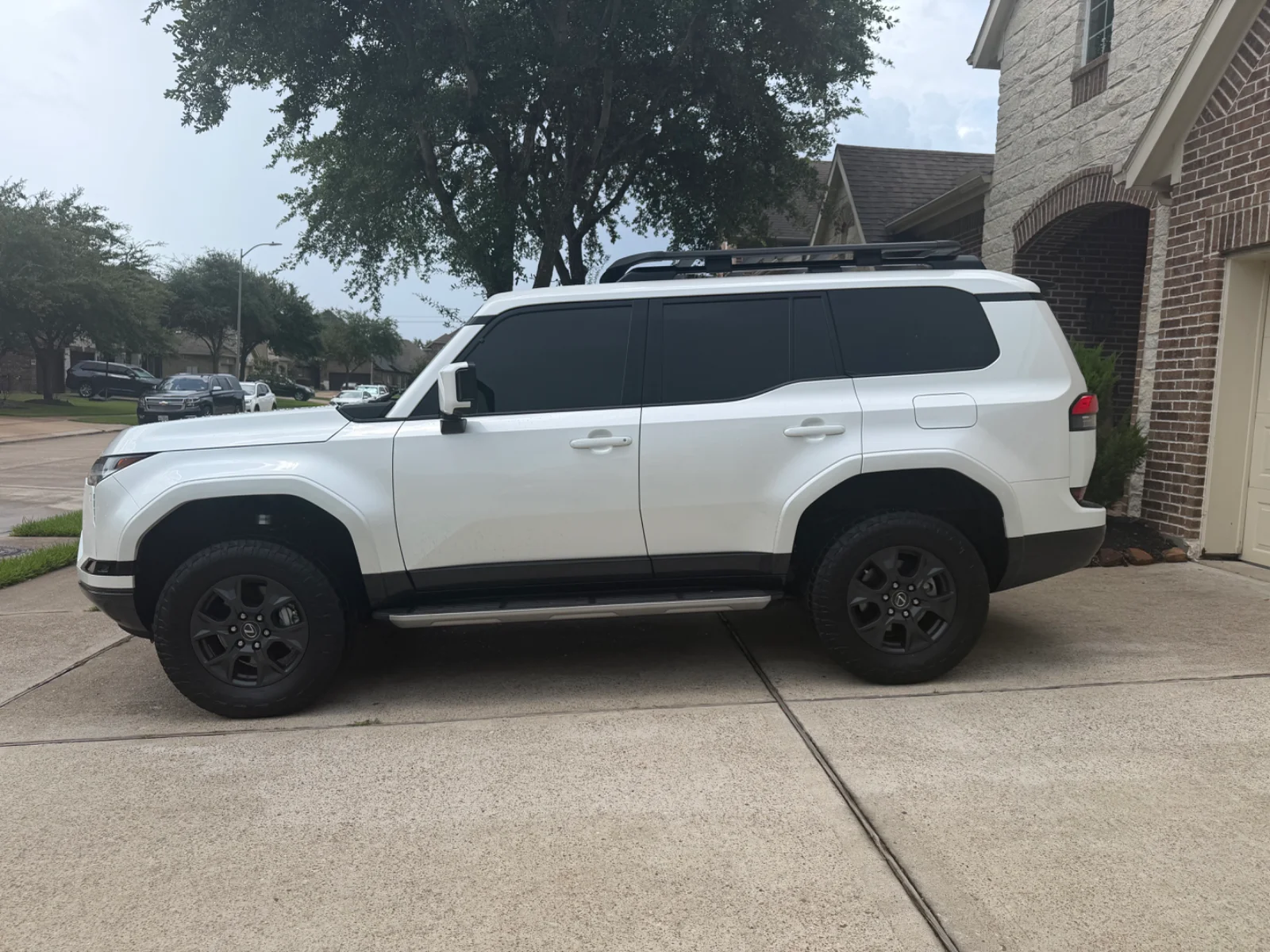 Lexus GX 550 Eminent White Pearl Photos ⚪