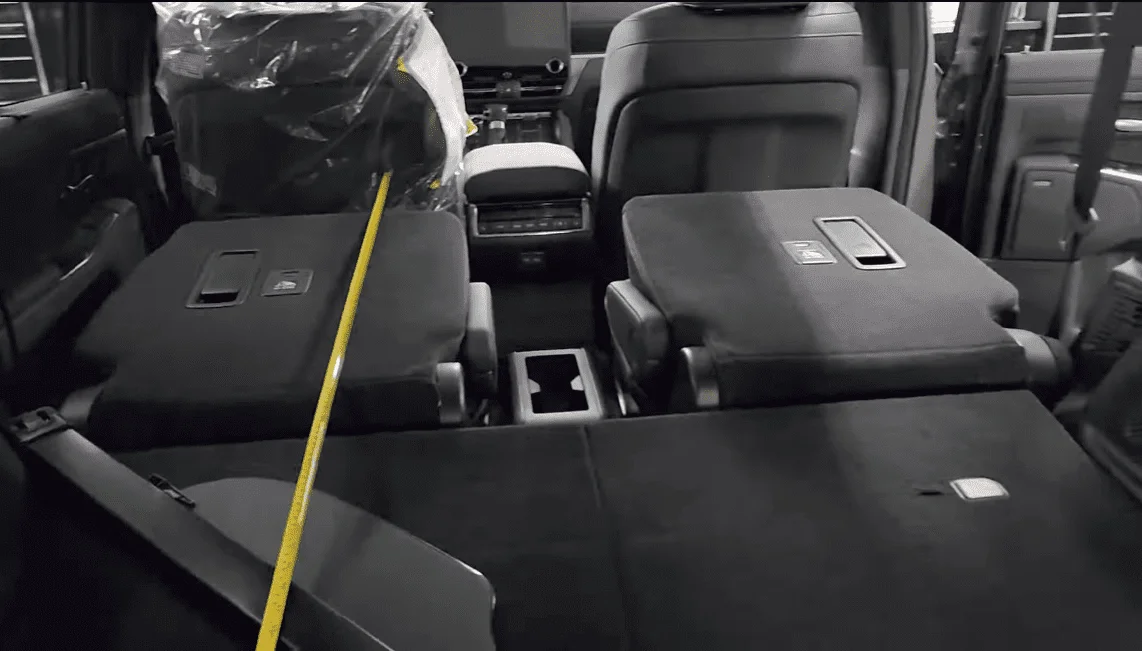 LexusGX_6_Seat_Folded.webp