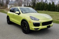 2015 Porsche Cayenne S E-hybrid.webp