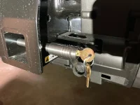 locking_hitch_pin_lockside.webp