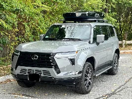 Thule roof rack in lux flush rails