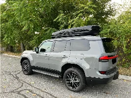 Thule roof rack in lux flush rails