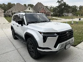White Overtrail Pics?