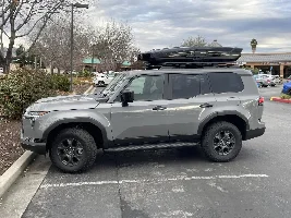 Thule roof rack in lux flush rails