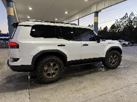 Has anyone painted/powdercoated their stock Overtrail wheels yet?