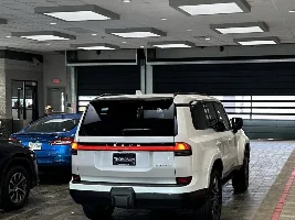 Lexus GX 550 Eminent White Pearl Photos ⚪