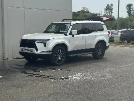 Lexus GX 550 Eminent White Pearl Photos ⚪