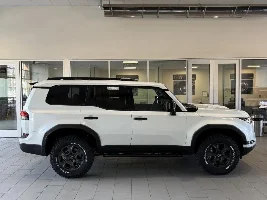 Lexus GX 550 Eminent White Pearl Photos ⚪