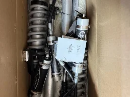 Radflo 2.5 shocks w/ Reservoir (0-2" lift)