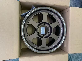New TE37XT 17 inch 8+20 6x139.7 (Flush fitment)