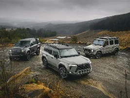 Road & Track - Lexus GX550 vs. Land Rover Defender 130 vs. Mercedes-Benz G550
