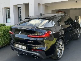 What vehicle will the GX550 replace?