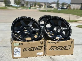 Rays Te37SB 18 inch 8+38 265/70/18 Ridge grapplers