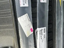 WTB: Premium Plus (low-profile) Gloss Black Roof Rails