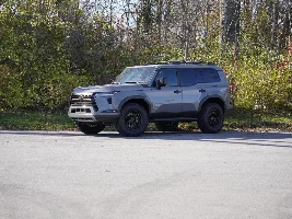 Titan7 AK2 with Falken Wildpeak A/T4W LT285/70R18 (Does not fit stock suspension)