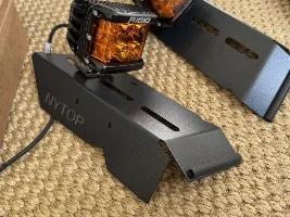 Lights on A Pillar - Anyone recognize the mounts?