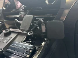 Phone mount