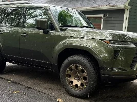 2025 4runner/2024 tacoma trailhunter wheels on a GX550