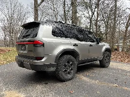 2025+ Overtrail running 275/70/18 tires