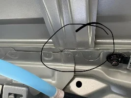 Metallic Rattle/Crackling In B-Pillar?