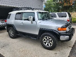 What vehicle will the GX550 replace?