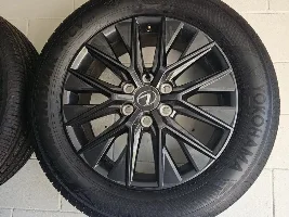 Gx550 20 in OEM wheels and tires