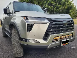 Installed 2024+ Lexus GX550 Single 30in Light Bar - SLIM