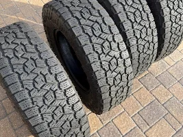 275 70 18 Toyo AT3 EV