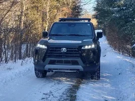 GX550 and snow