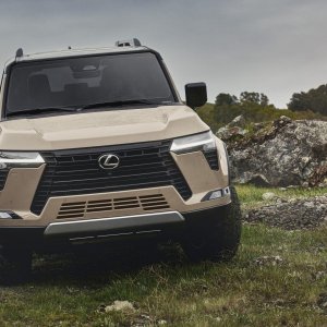 2024_Lexus_GX_Overtrail_005-scaled.jpg