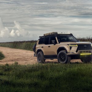 Vossen Jeff's Earth Lexus GX 550 Farmlands 1.jpg