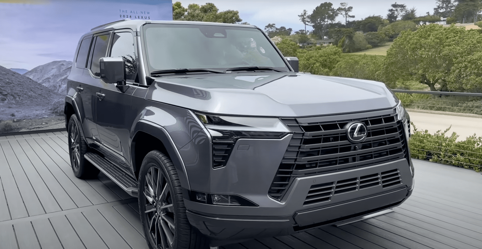 2024-gx550-gray-walk-around.png