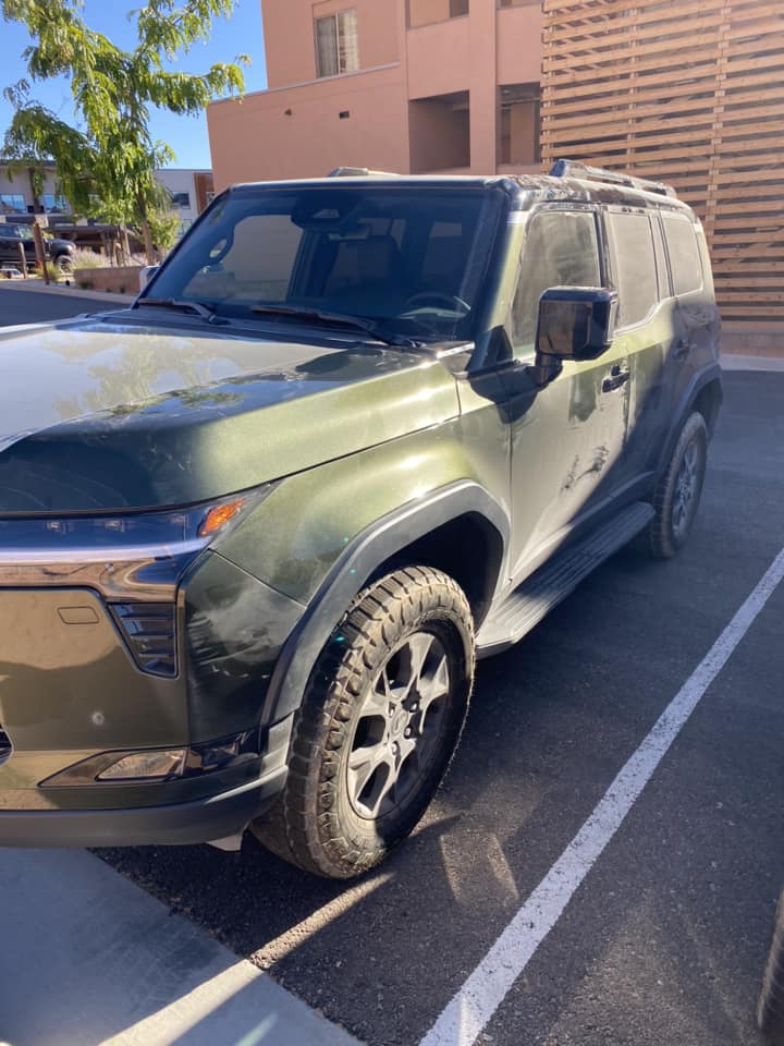 2024-gx550-nori-green-dirty.jpg