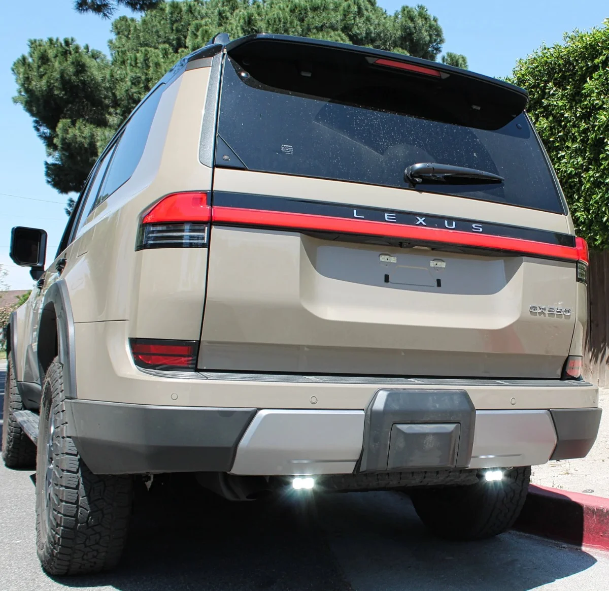 2024-Lexus-GX550-Reverse-Light.webp