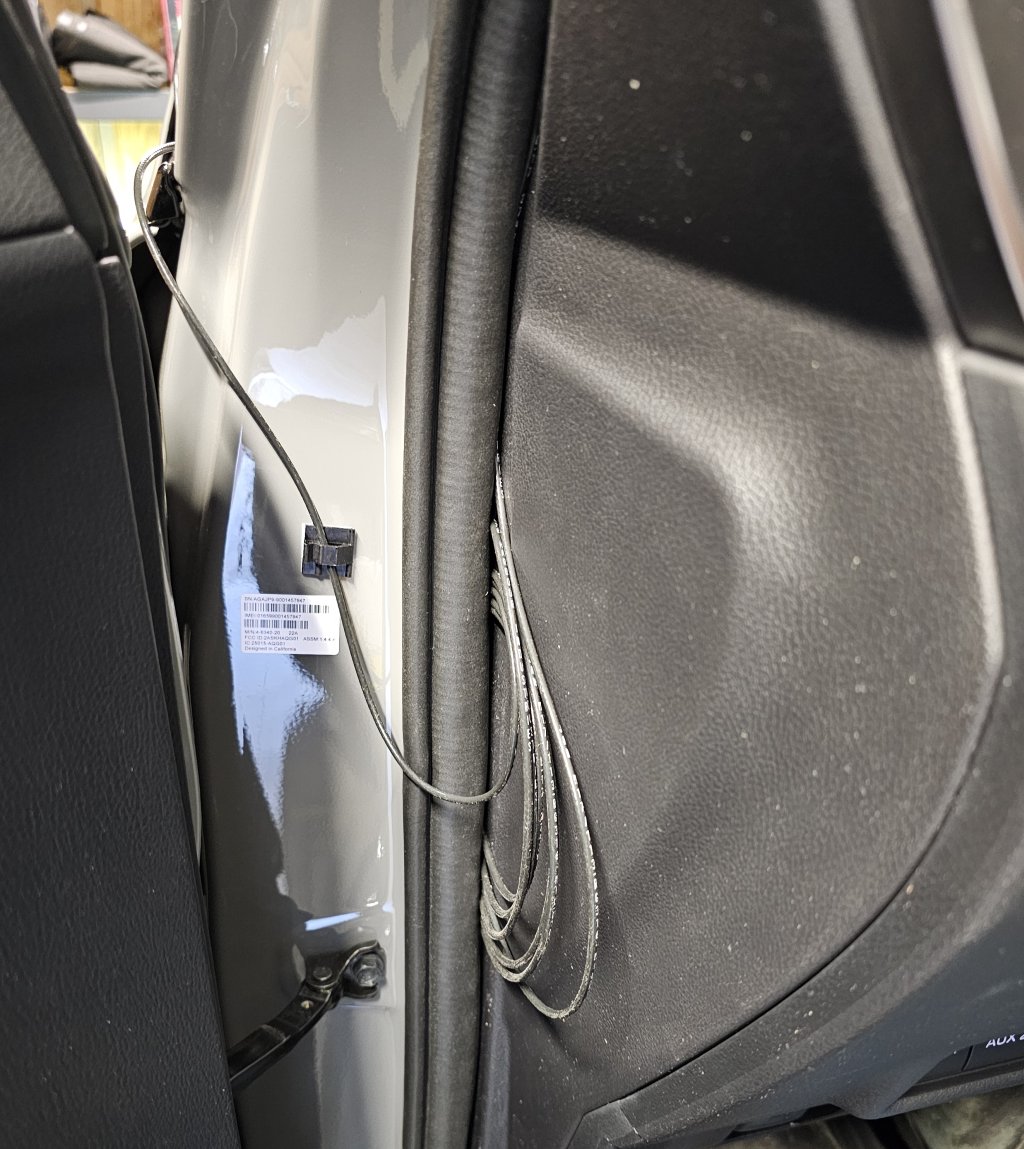 Antenna cable coil.jpg