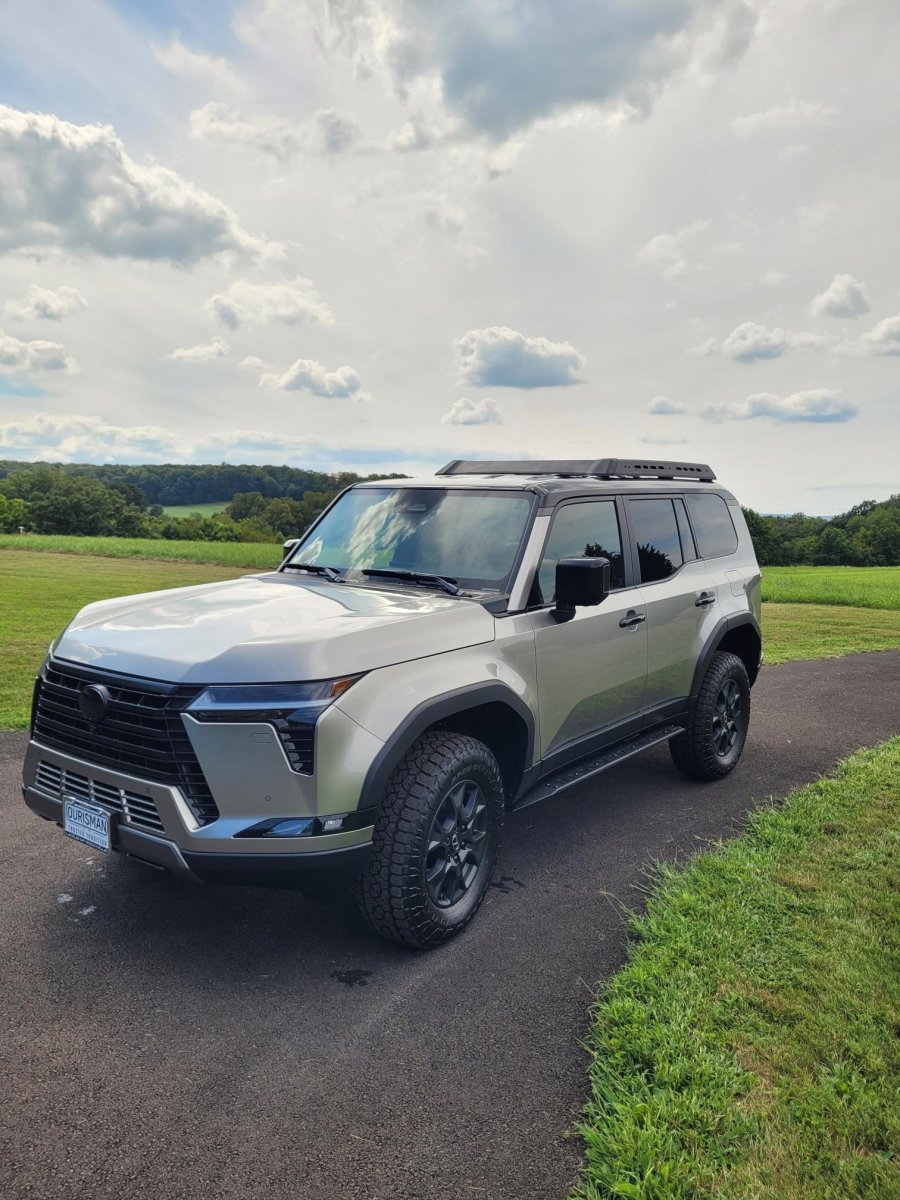 GX550 in Driveway.jpg